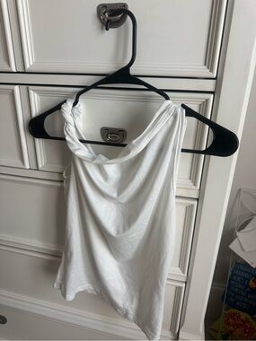 Women’s One-Shoulder Twist Strap Tank Top - White